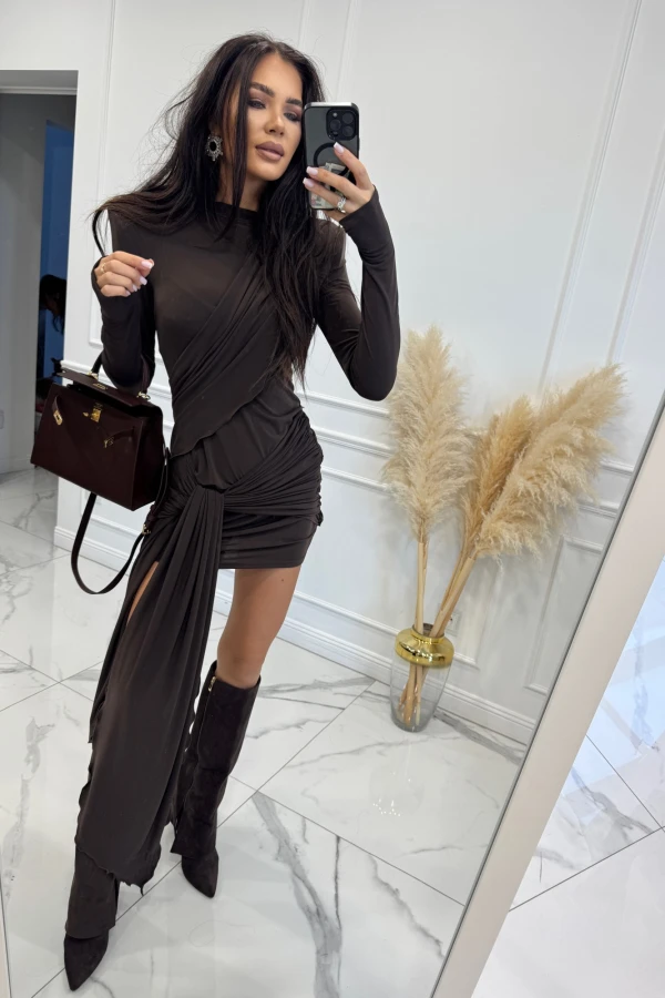 Czekoladowa sukienka mini z szarfą Marta 25