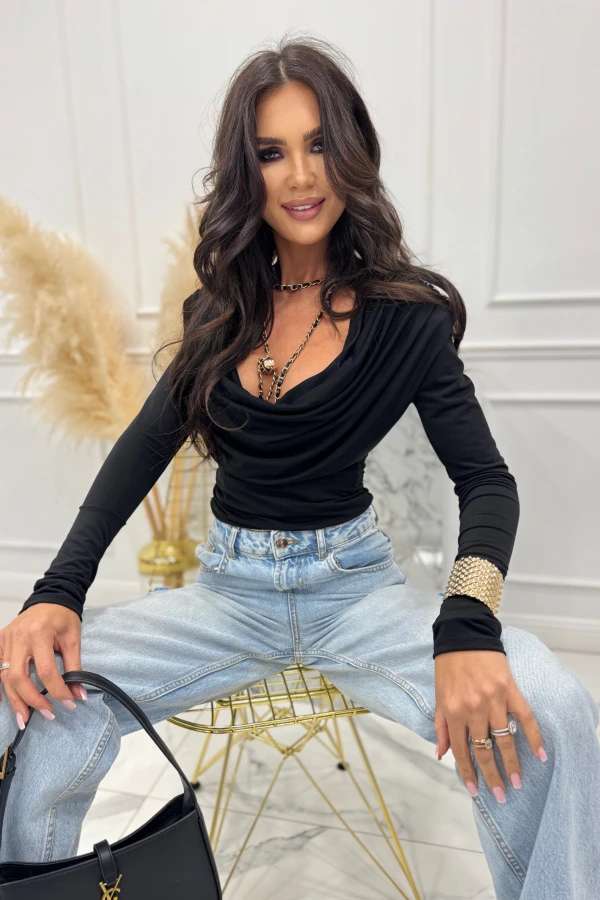 Czarna bluzka na długi rękaw z lejącym dekoltem ZURI 09