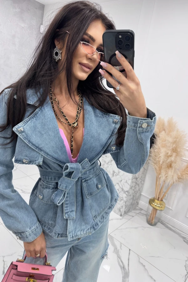 Jasnoniebieska kurtka jeansowa z paskiem 95% bawełny Andi